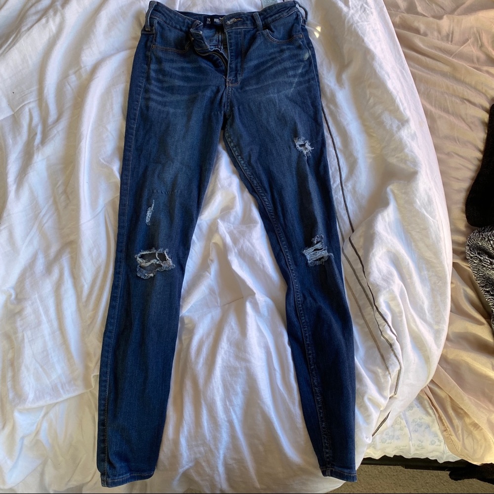 HOLLISTER Comfortable High Rise Skinny Jeans